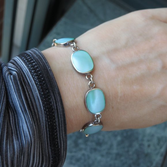 Sterling Silver Mother Of Pearl "Mediterranean Sea" Bracelet - Picture 15 of 16